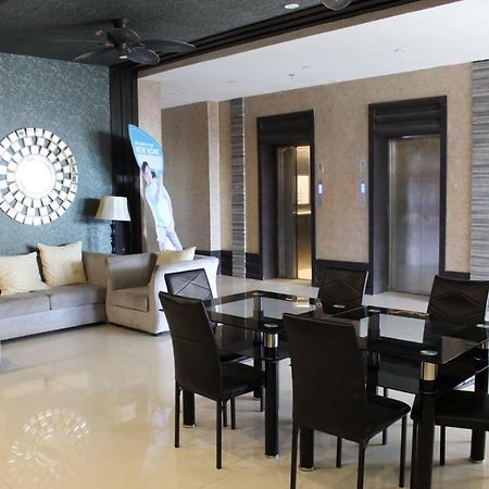 Luxanos Condo Place- San Marino Cebu ภายนอก รูปภาพ