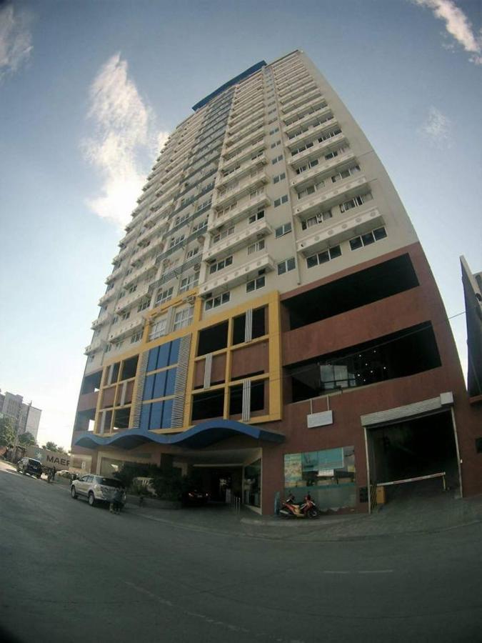 Luxanos Condo Place- San Marino Cebu ภายนอก รูปภาพ